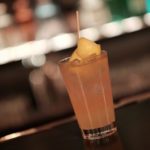 Ein Cocktail in der Bar Forty Drops in Düsseldorf