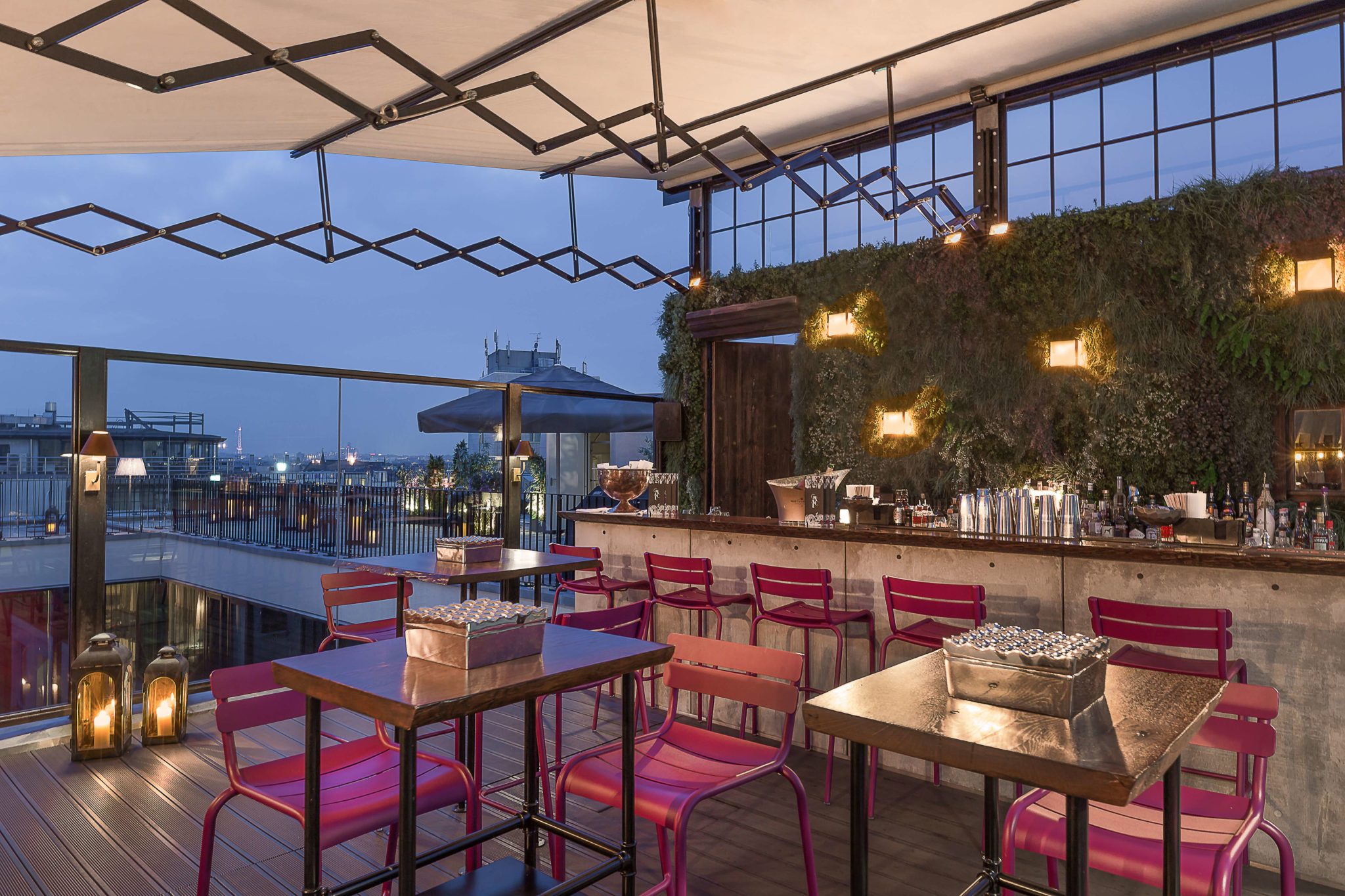 Die Terrasse der Grace Bar in Berlin