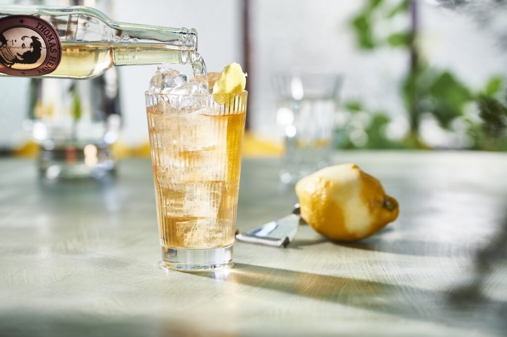 Cocktails mit Ginger Ale Drinks Thomas Henry