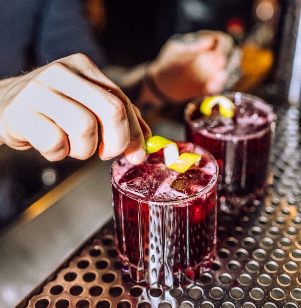 Klassische Cocktails klassische Drinks mit Thomas Henry